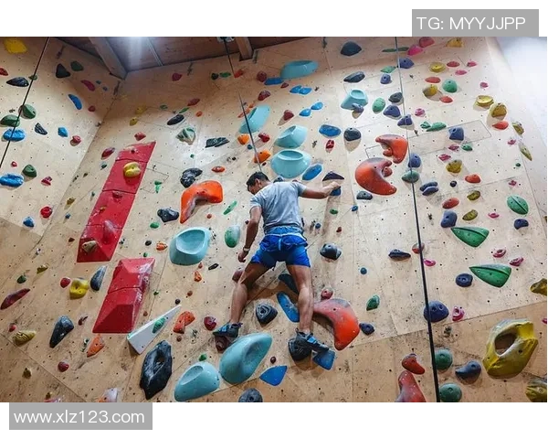 南京攀岩队在极限运动嘉年华中的精彩表现与节奏分析